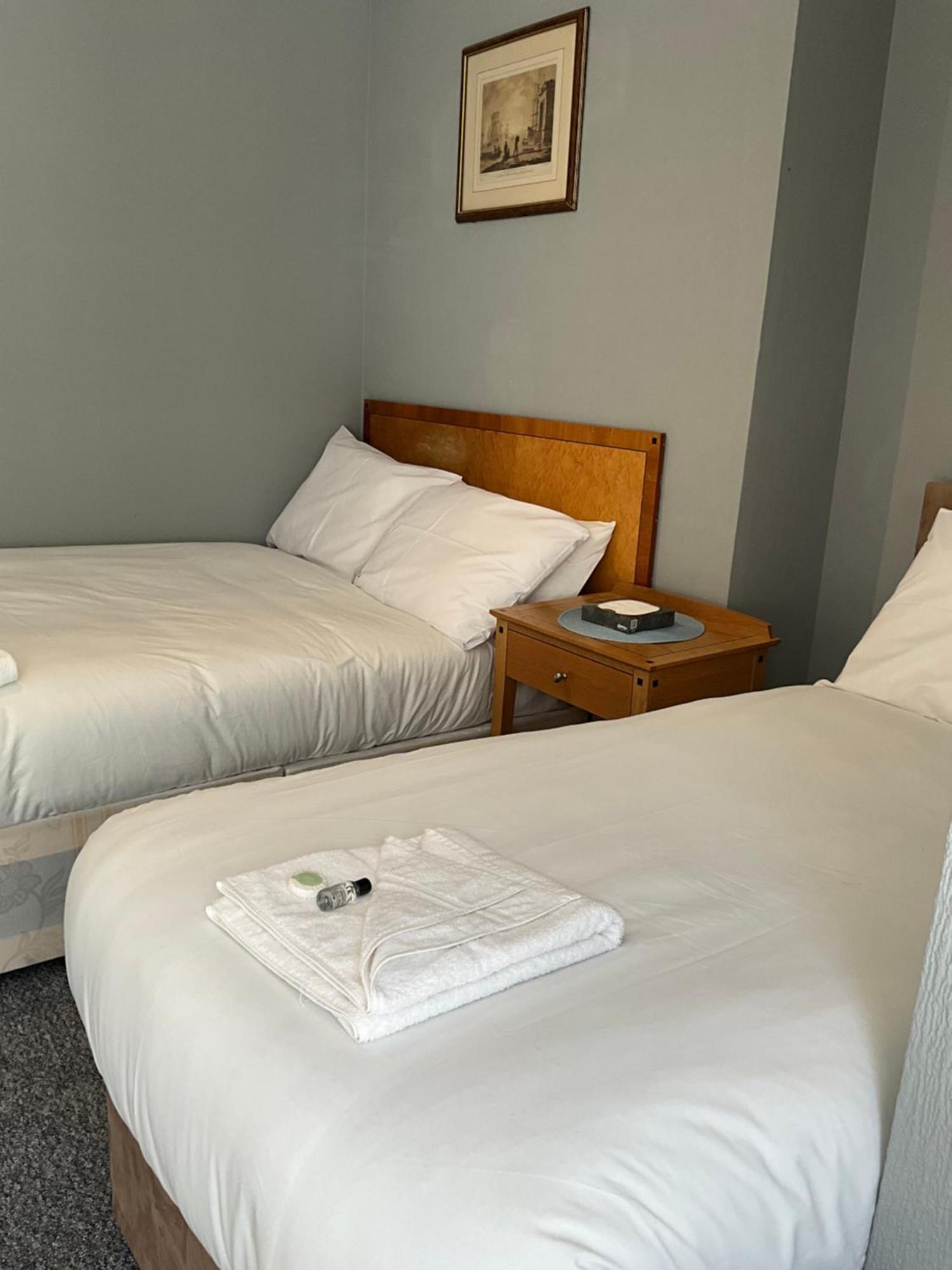 Sterling Lodge Hotel Eastbourne Bagian luar foto