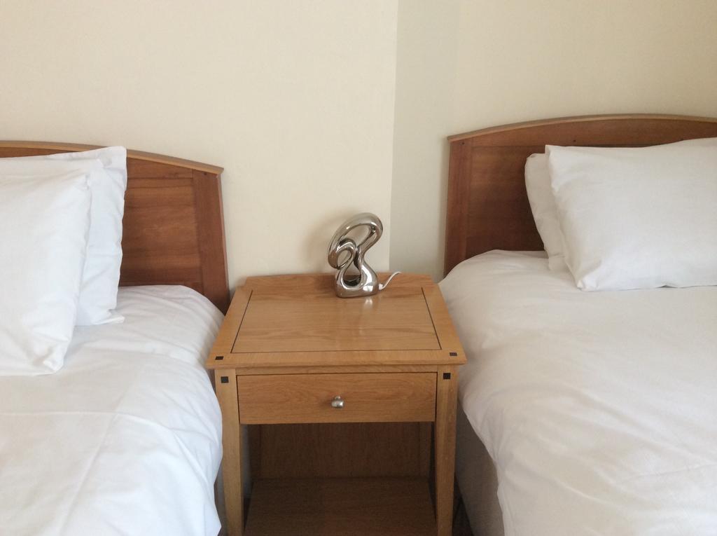 Sterling Lodge Hotel Eastbourne Ruang foto